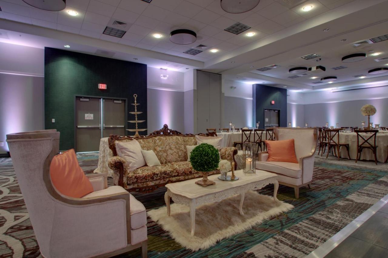 Holiday Inn & Suites Peoria At Grand Prairie By Ihg Buitenkant foto