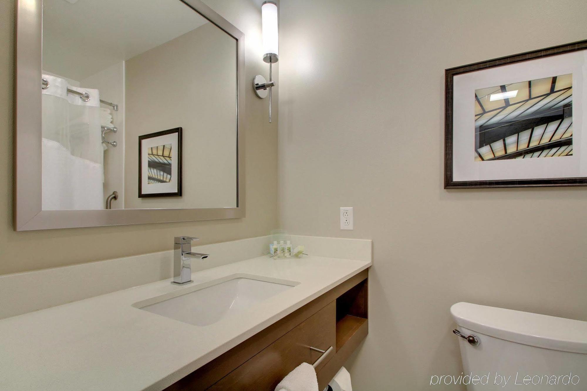 Holiday Inn & Suites Peoria At Grand Prairie By Ihg Buitenkant foto